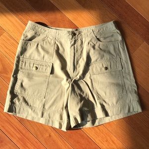RAFAELLA SHORTS SIZE 8